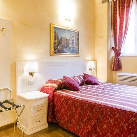 Domus Trevi Bed & Breakfast Rome Exterior photo
