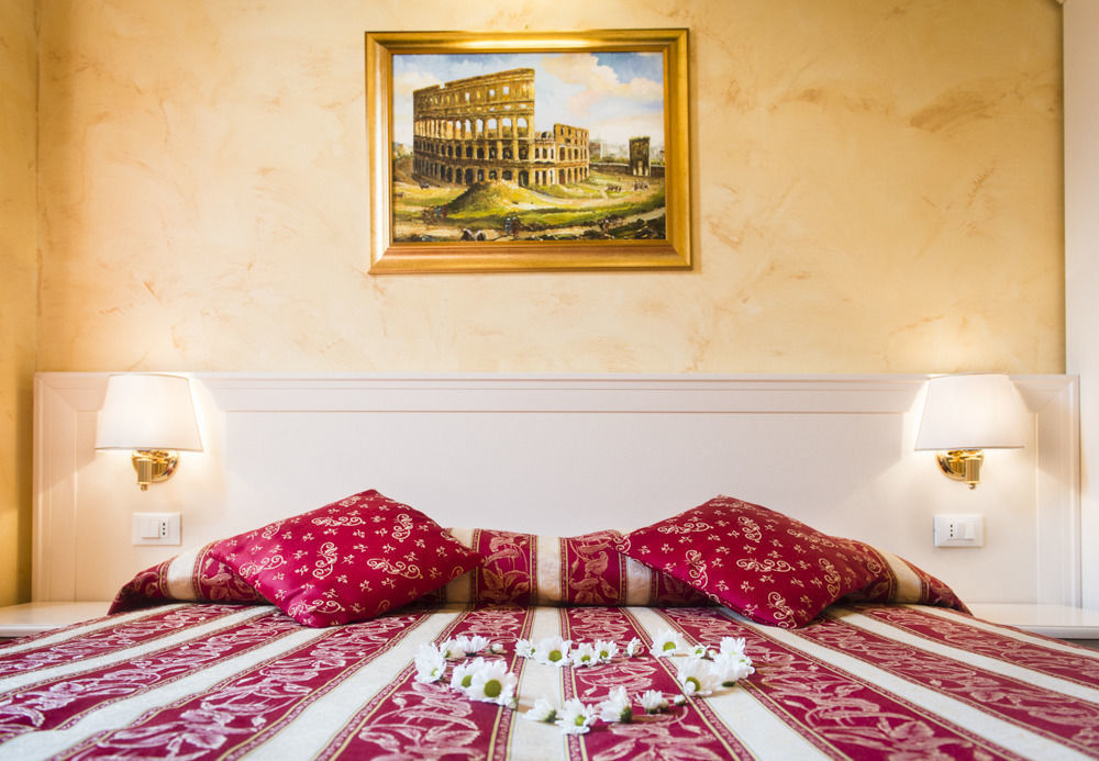 Domus Trevi Bed & Breakfast Rome Exterior photo